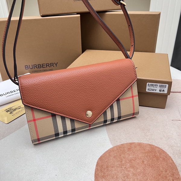 バーバリー財布全体デザイン
